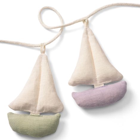 Dear April Cala Girlande Boats 