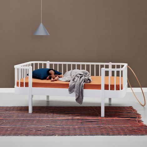 Oliver Furniture Bettsofa Junior Wood Original Weiß 