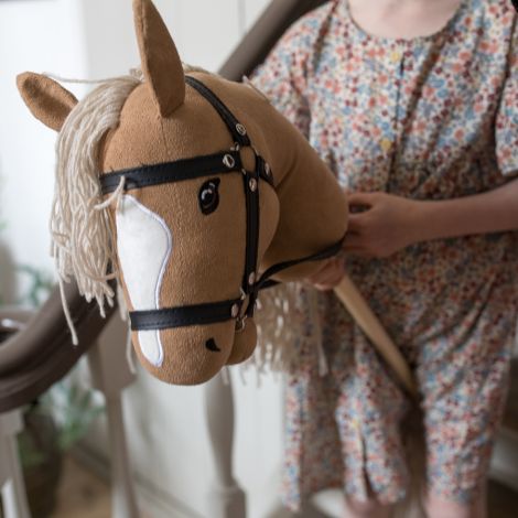 by ASTRUP Hobby Horse Steckenpferd mit geöffnetem Maul Beige 